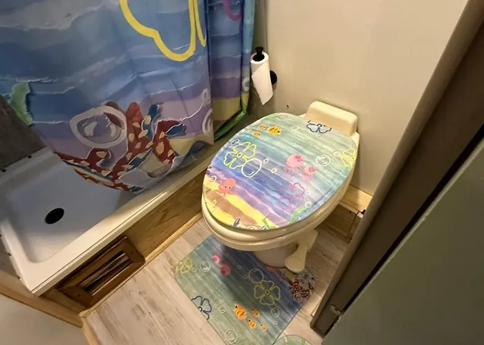 Spongebob Squarepants On The River Villa *